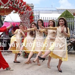 Chân váy mặc áo dài cách tân