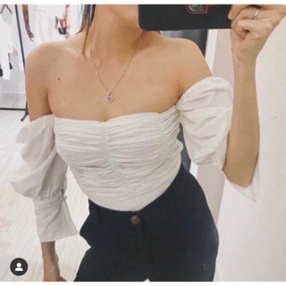 Áo croptop trễ hở vai tay lửng nhăn thân - by SugarG