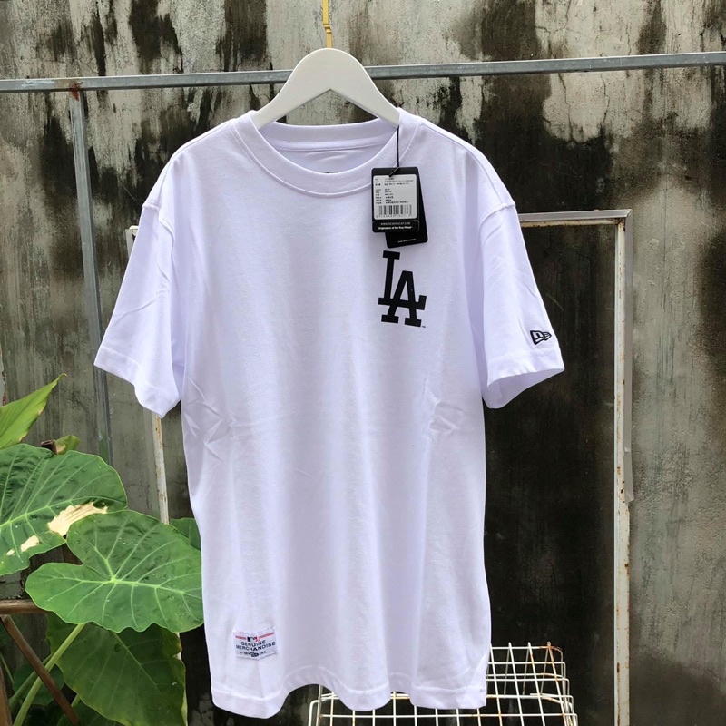 Áo thun New Era Big Pasley Logo