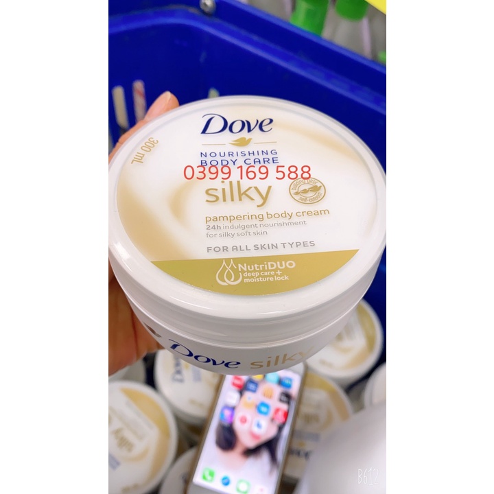 Kem dưỡng ẩm Dove Silky Nourishing Body Cream