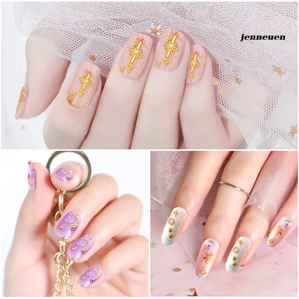 Phụ kiện trang trí móng tay hình mặt trăng/ ngôi sao 3D