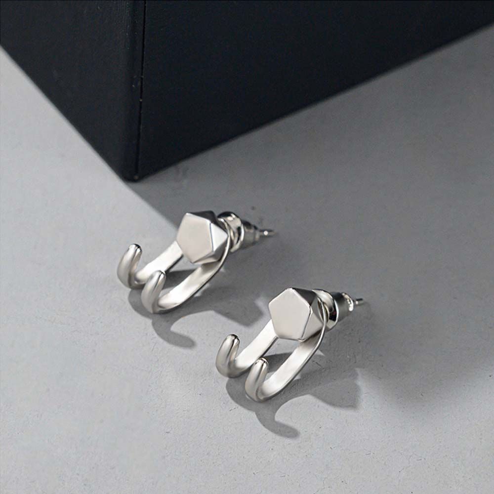 Đôi bông tai kiểu hình học thời trang sành điệu cho cả nam và nữ