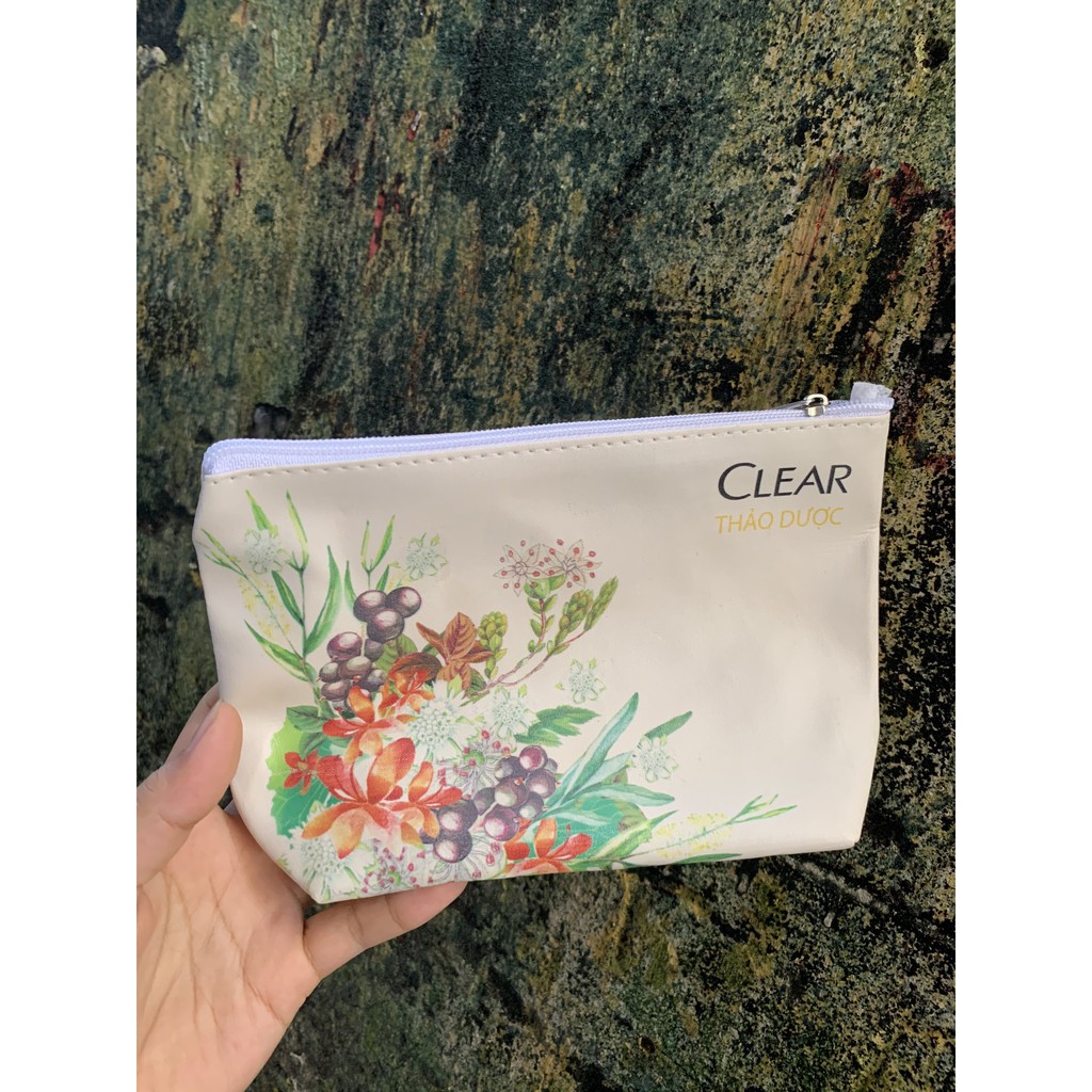 Ví cầm tay đa năng.