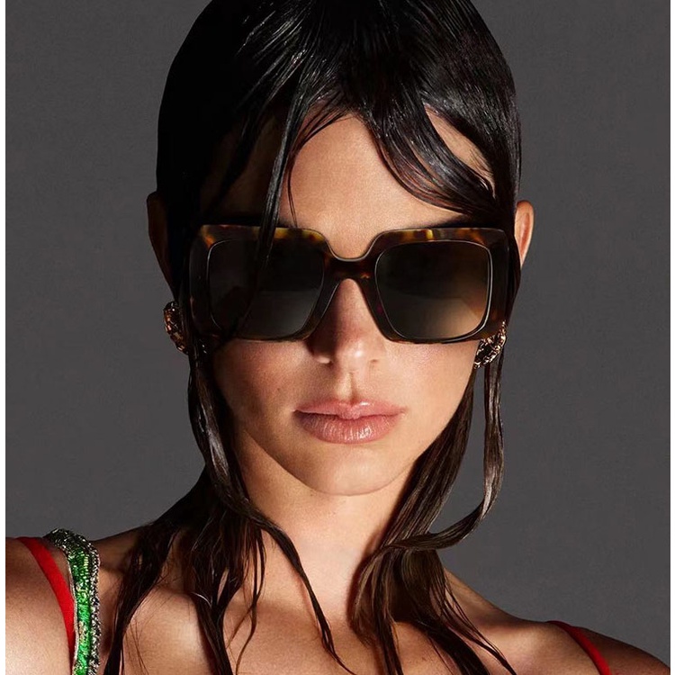 Kính Mát Nữ Gọng Vuông Oversize