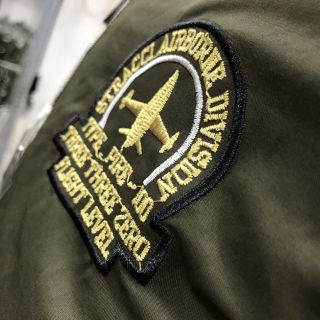 áo khoác bomber nam nữ mới nhất