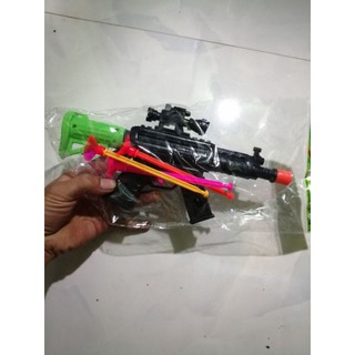 Súng bắn dính tường siêu anh hùng