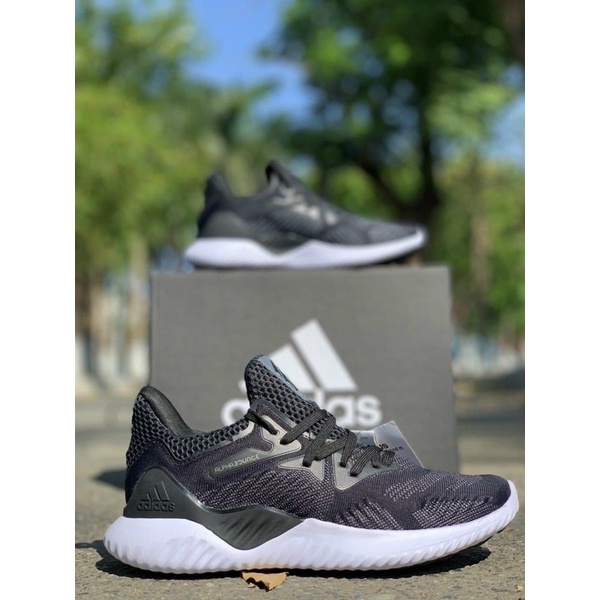 Giày thể thao sneaker alphabounce đen trắng