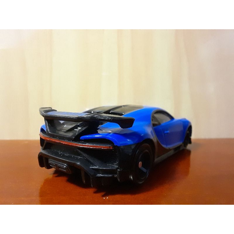 Xe mô hình Tomica BUGATTI Chiron Pur Sport - Có hộp không seal
