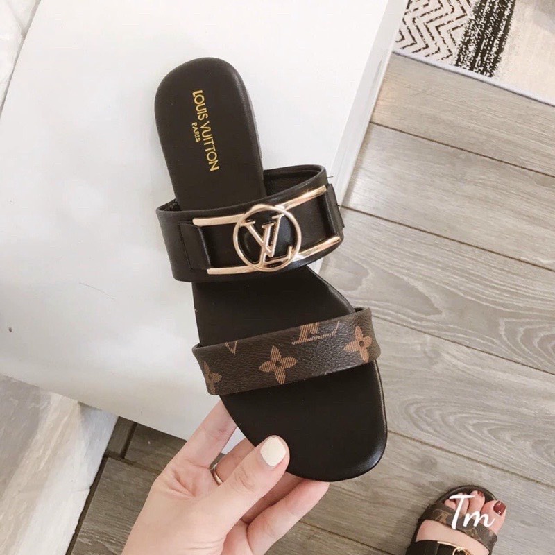 Dép xỏ LV quai ngang dáng basic - RedDress