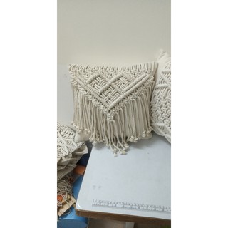 Gối macrame trang trí