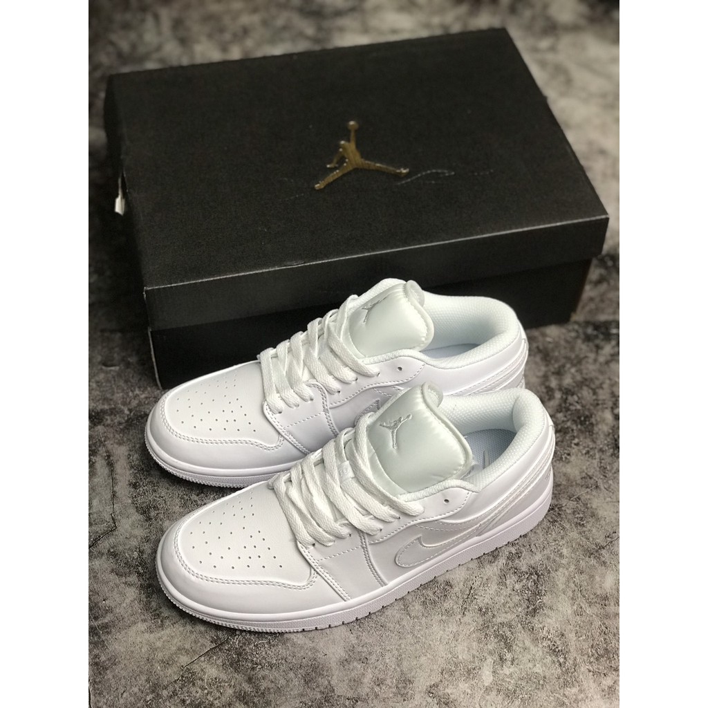 [KELLY SNEAKERS] Giày Thể Thao Sneaker Jordan 1 Low TripleWhite - Bản Cao Cấp (Ảnh Thật + Hàng Sẵn)