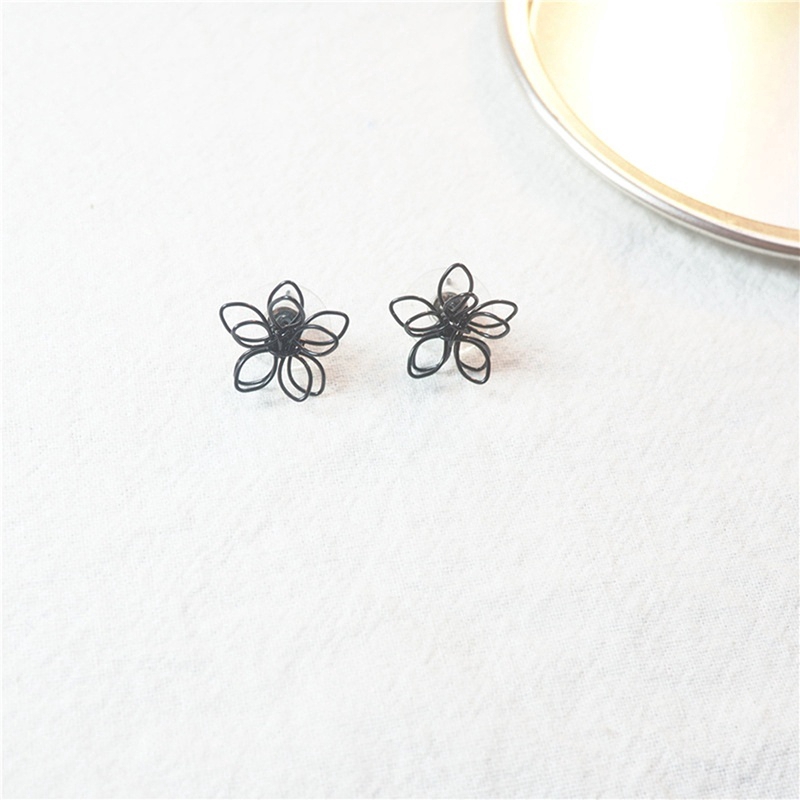 Đôi Khuyên Tai Hình Hoa Rỗng Thời Trang Dành Cho Nữ