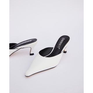 7668 - CAO GÓT AURORA LEATHER CLOSED TOE MULES