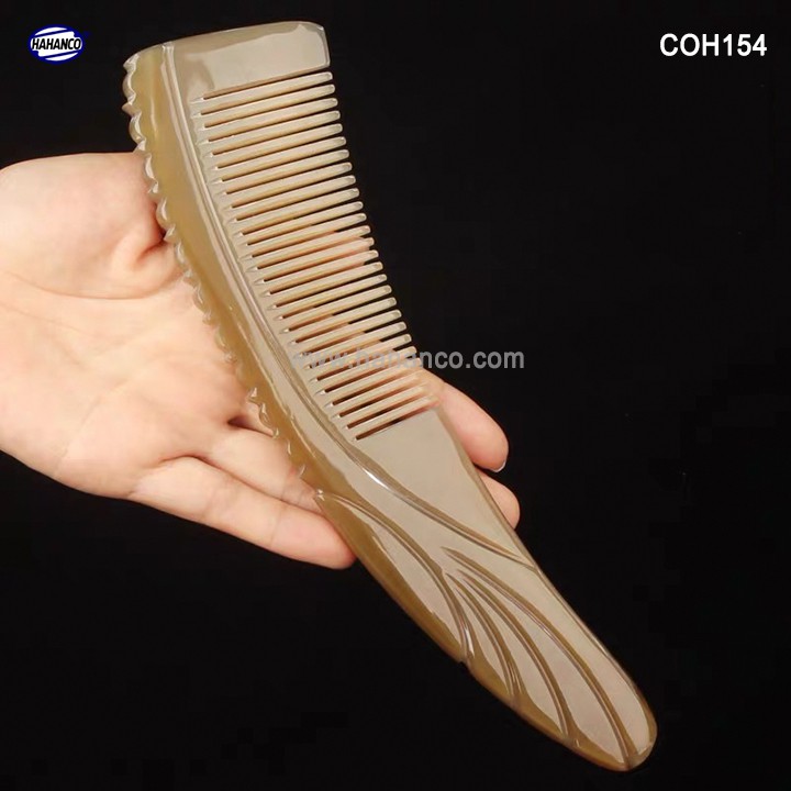 Lược sừng xuất Nhật - (Size: XL - 19,5cm) Lược liềm khía cao cấp -COH154- Horn Comb of HAHANCO - Chăm sóc tóc