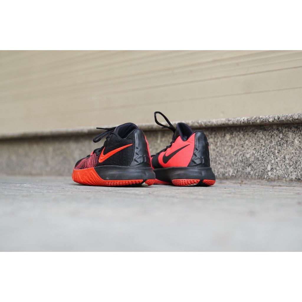 [2hand] Giày Thể Thao NIKE KYRIE FLYTRAP 1 AJ1935-006 GIÀY CŨ CHÍNH HÃNG