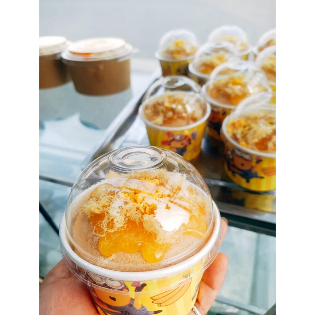 Set 50 Cốc cừu đựng bánh kem .