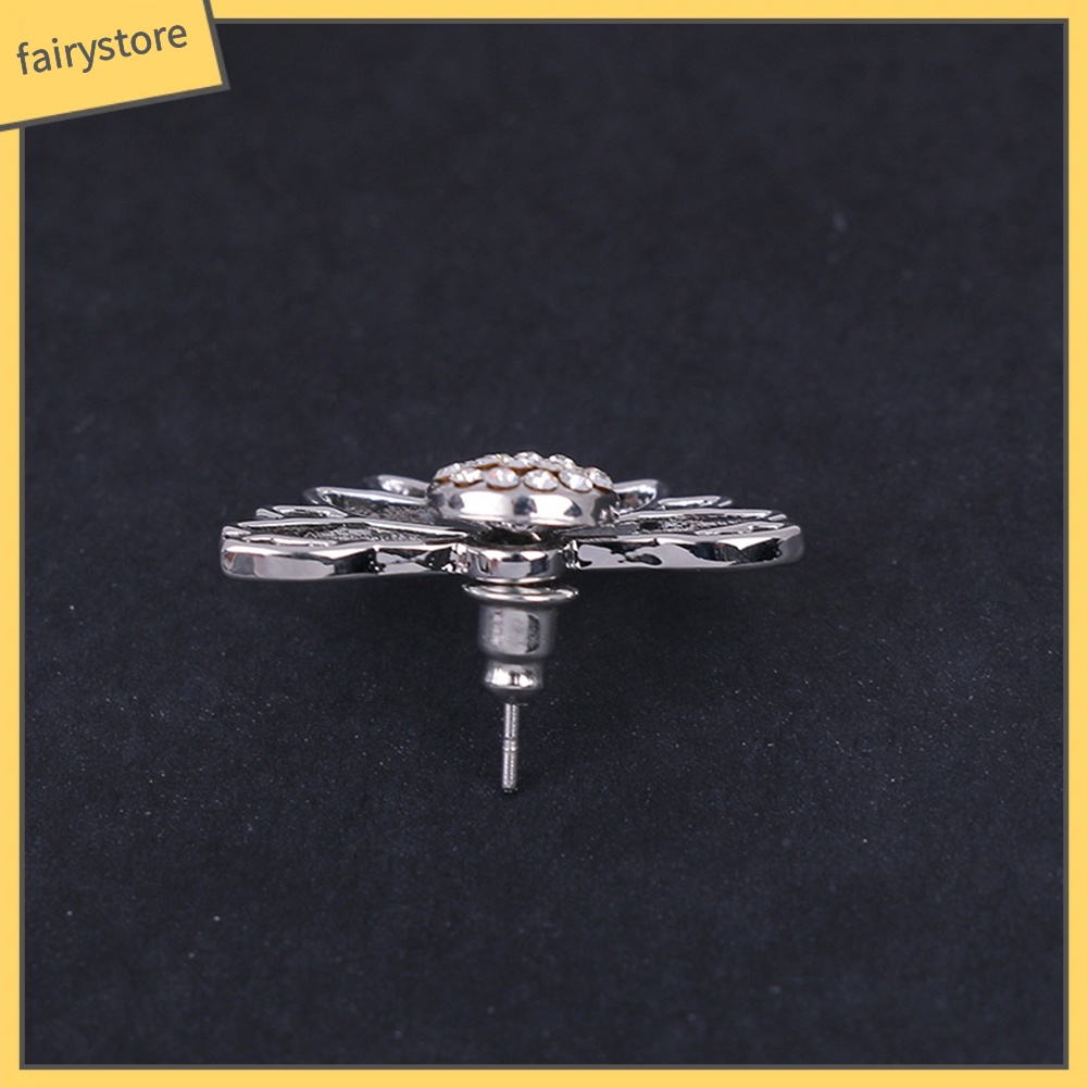 Bông Tai Hợp Kim Hình Hoa Sen Đính Đá Xinh Xắn