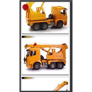 Mô hình xe cần cẩu E226 kích thước lớn.