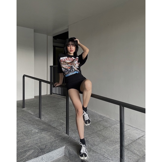 BLANK | Áo Thun HOLIDAY Tay Lỡ Unisex - Đen/Trắng Cổ Tròn