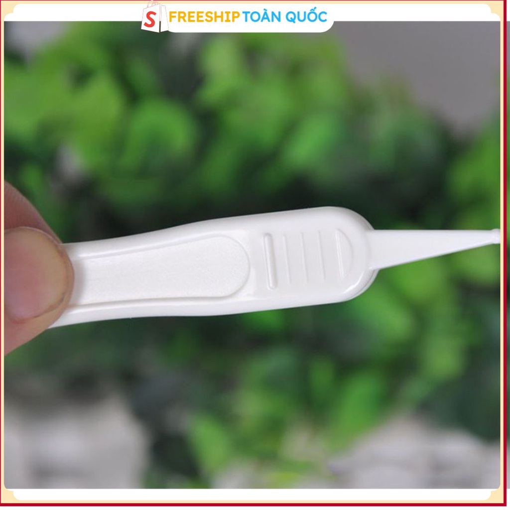 Dụng Cụ Vệ Sinh Mũi Tai Cho Bé An Toàn BMBE1004