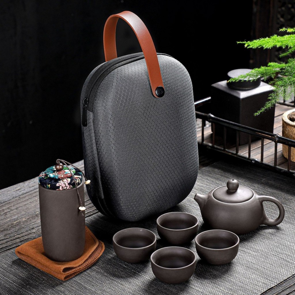 Bộ Bình Trà Có Túi Đựng Đi Du Lịch Thiết Kế Cao Cấp Tiện Dụng, Lạ Mắt Và Độc Đáo + Tặng Kèm Khăn Lau Cao Cấp.