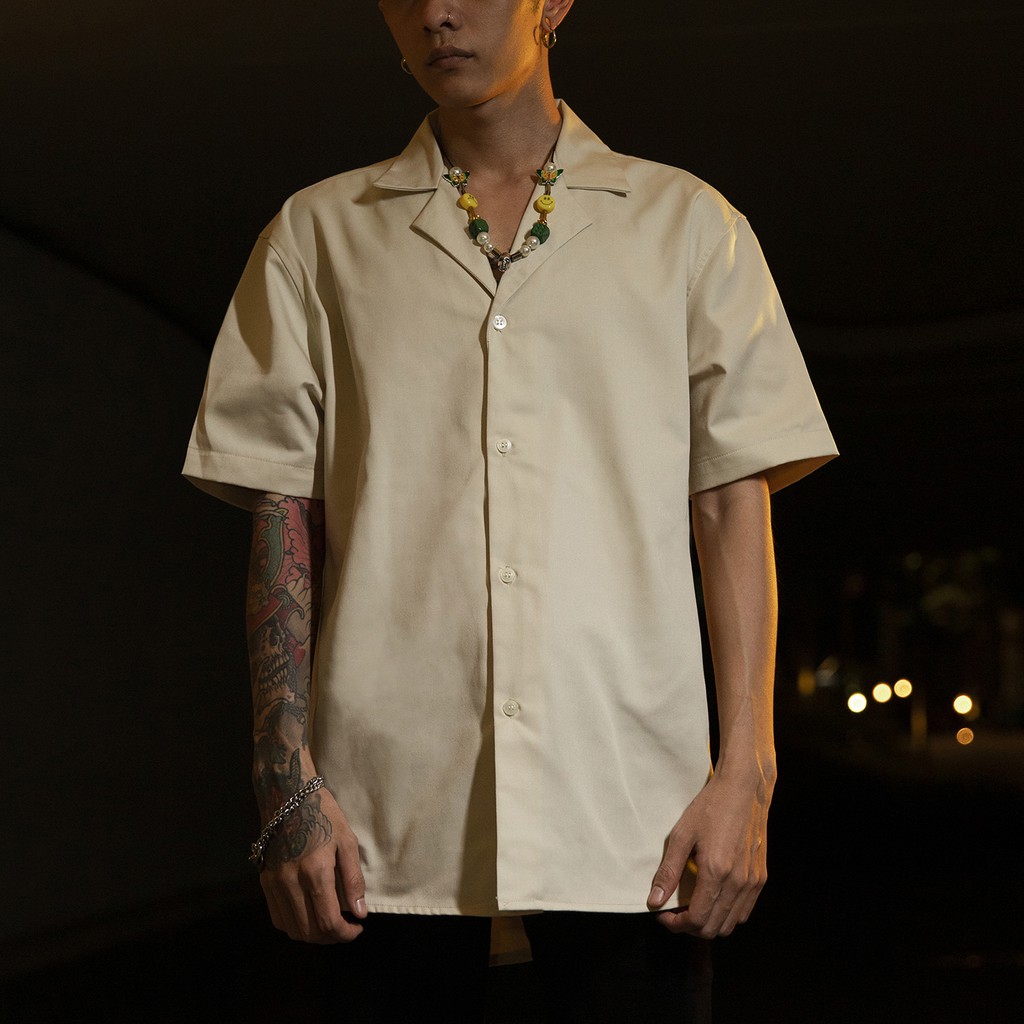 Áo Sơ Mi Revere Collar Tay Ngắn Trơn Màu Be | BigBuy360 - bigbuy360.vn