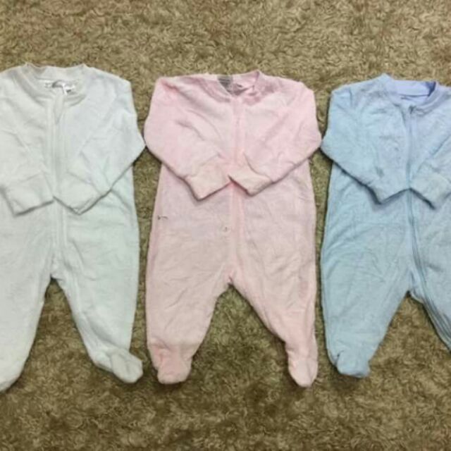 Body dài liền tất