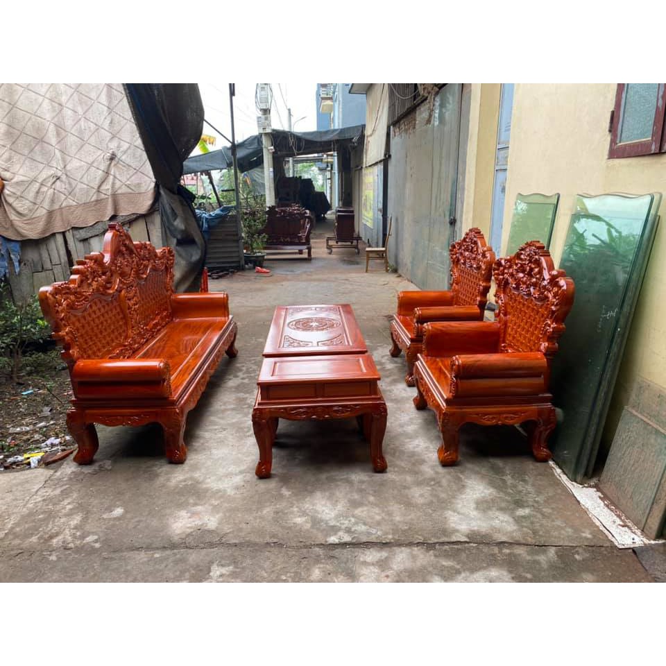 Bộ Bàn Ghế Phòng Khách Hoàng Gia Gỗ Xà Cừ Đỏ