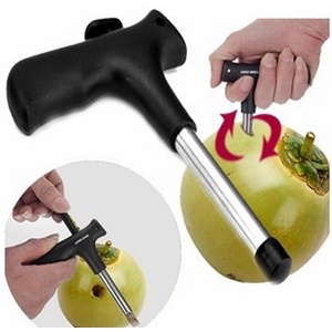 Dụng cụ khui dừa nhanh, tiện dụng