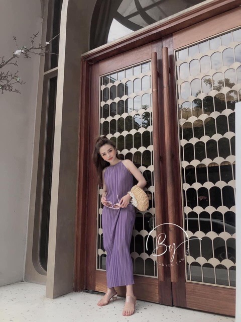 Váy maxi xếp li