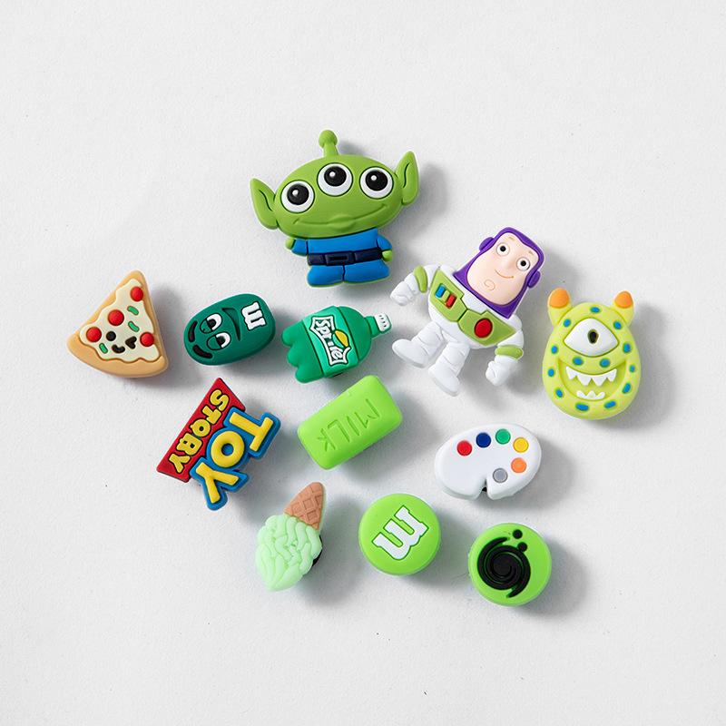 Bộ 12 Sticker TOY Đính Dép Crocs
