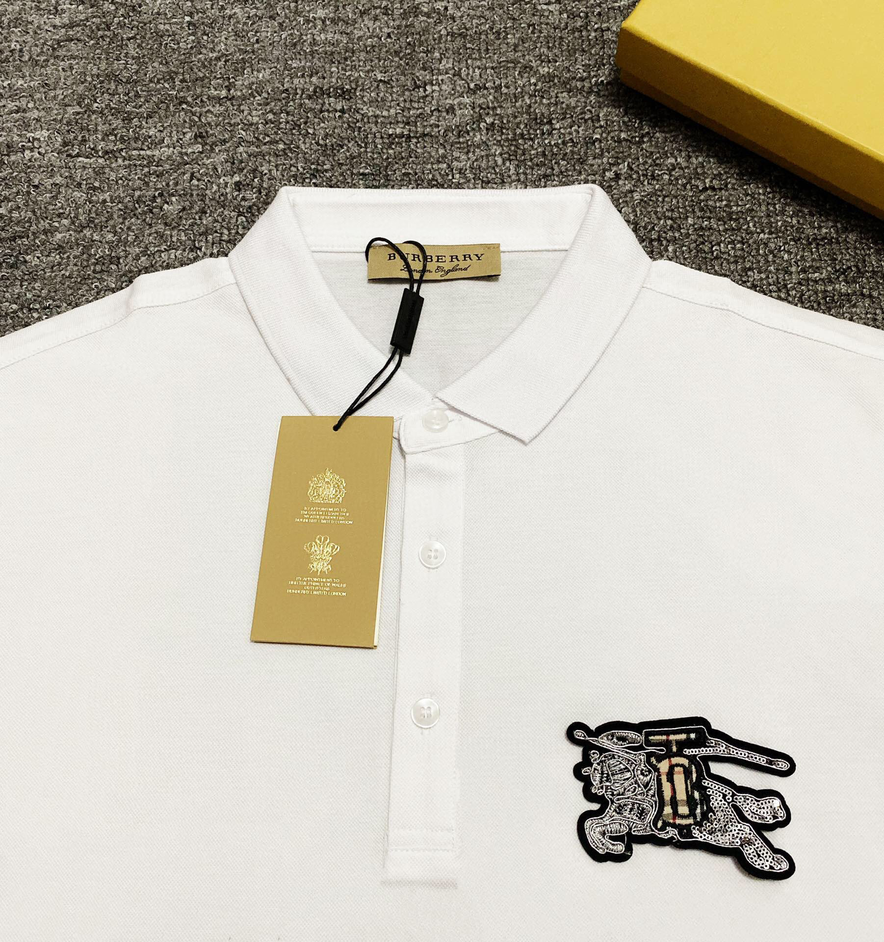 Áo thun polo Burberr tay ngắn vải cotton thêu họa tiết độc đáo thời trang mùa hè 2020 | BigBuy360 - bigbuy360.vn