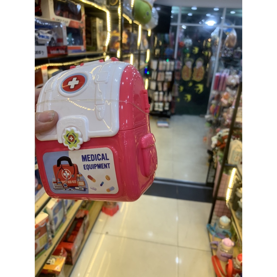 Bộ đồ chơi balo nhà bếp, y tế mini cho bé