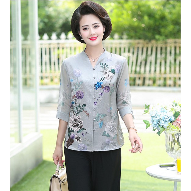 Bộ quần áo cho mẹ trung niên chất lụa đẹp