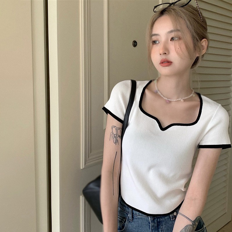 Áo Thun Tay Ngắn Cổ Vuông Màu Sắc Tương Phản Phong Cách Hàn Quốc Cho Nữ