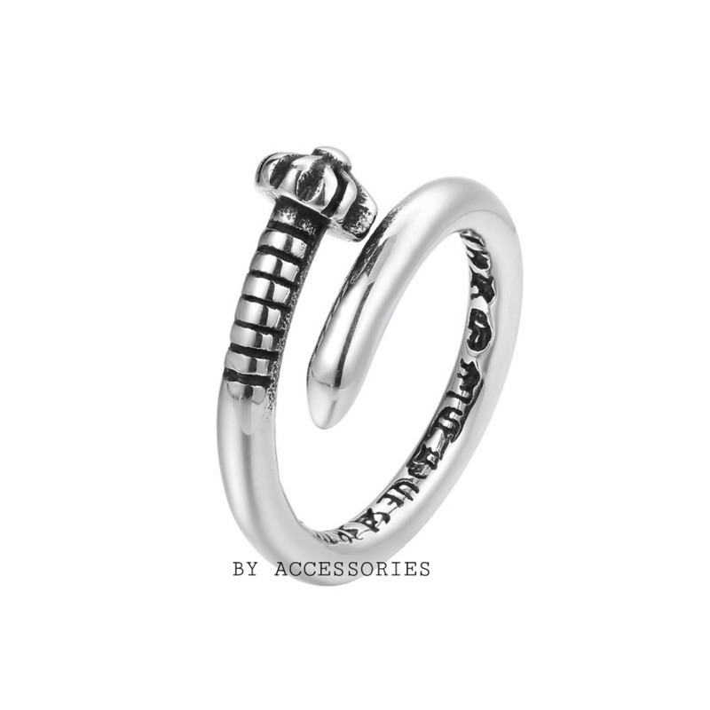 Nhẫn titan đinh retro họa tiết Iris chrome hearts không gỉ MR2103