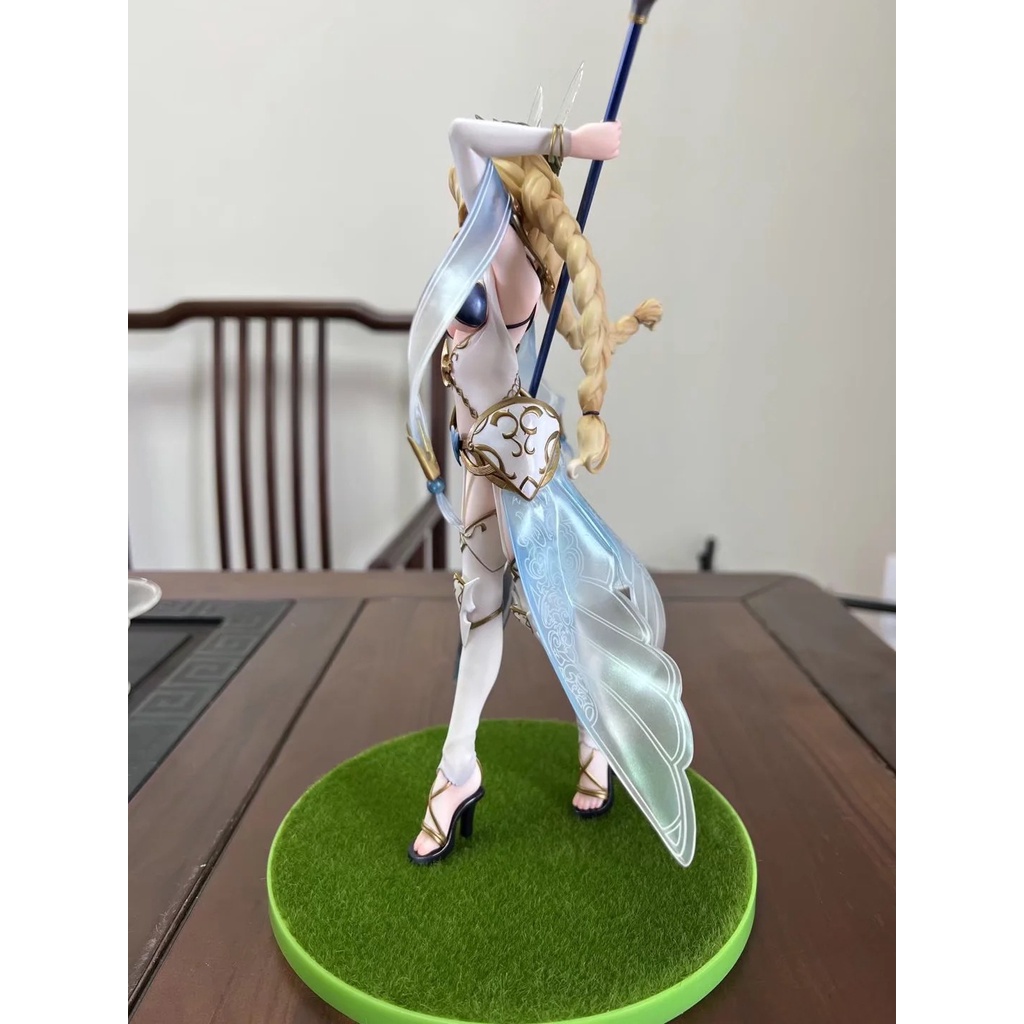 Mô Hình Cô Gái Yêu Tinh Bằng Nhựa PVC 25CM