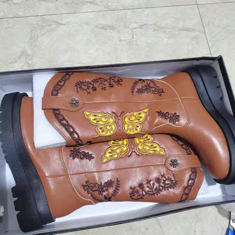 BOOTS DA HOẠ TIẾT | Ảnh thật