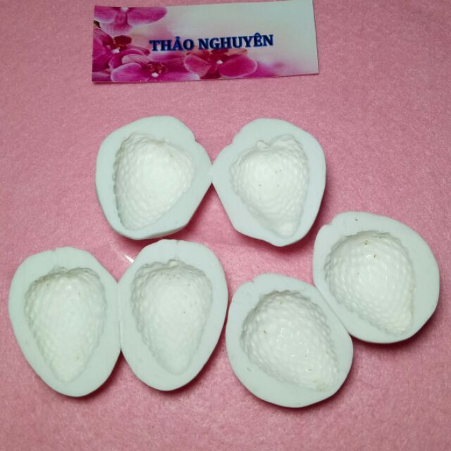 Khuôn silicon quả dâu tây(50k/1 trái)