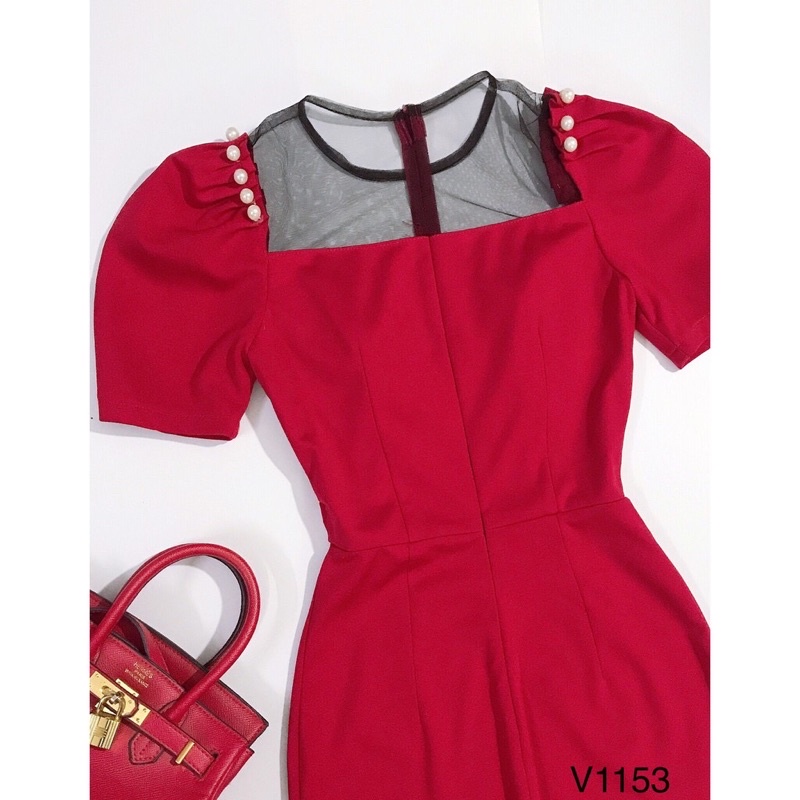 Váy body đỏ vai đính ngọc -Hãng DVC