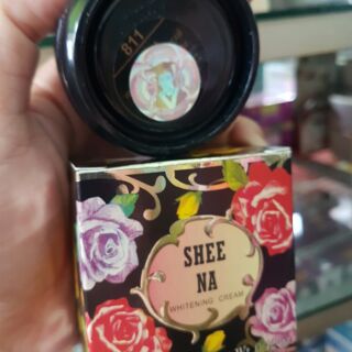 Kem Bông Hồng Sheena