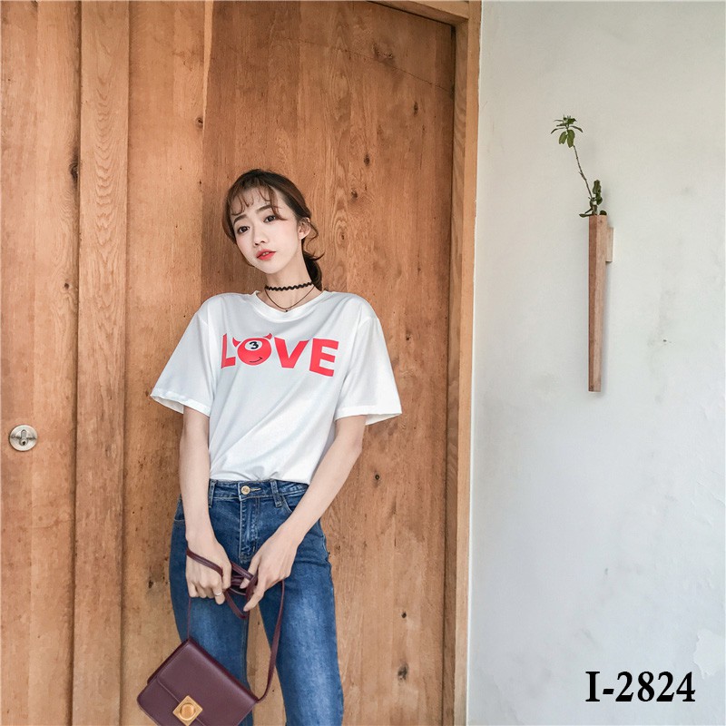 Áo Thun Nữ Tay Lỡ In Họa Tiết LOVE