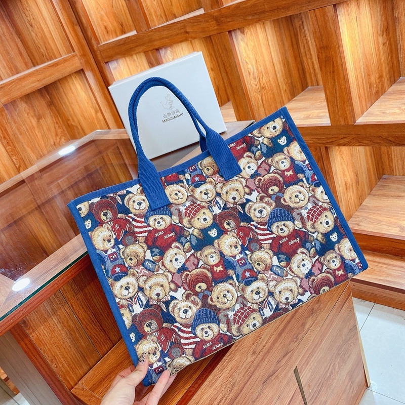 Túi Tote Đựng Mỹ Phẩm Có Khóa Kéo Họa Tiết Gấu Hoạt Hình Xinh Xắn