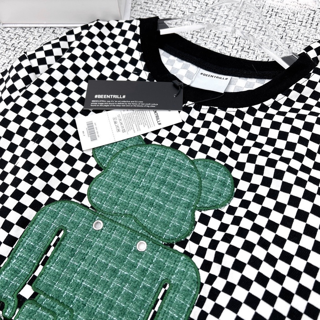 Áo Thun Kẻ Caro Ô Vuông Thêu Nổi Hình Bear Brick Chất Lượng Cao Chất Cotton Gân Tăm Công Nghệ Mới - Mã Số: P31086