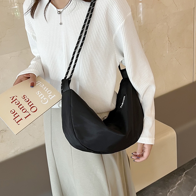 Túi Vải Đeo Chéo Thời Trang Đường Phố Nhật Bản Mới