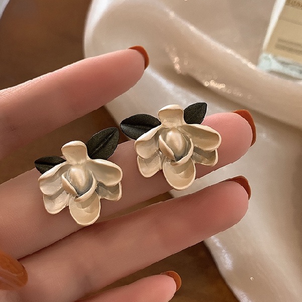 Khuyên tai thiết kế mặt hoa nhỏ phong cách vintage thanh lịch thời trang