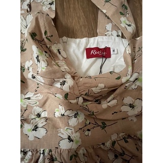 Pass váy The Rechic size M
