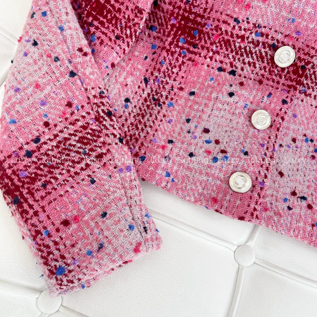 Áo dạ tweed nữ thiết kế tay dài cúc trắng kẻ chấm hồng phong cách sang chảnh thời trang trang thiết Larry Clothing