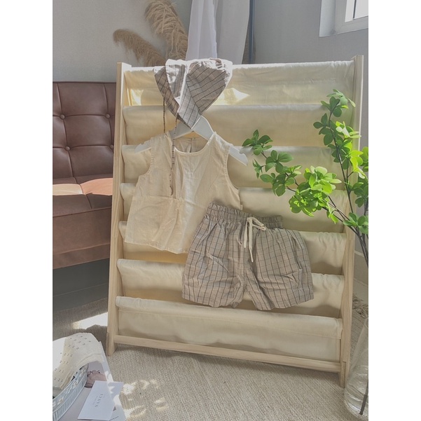 Áo + quần lửng + nón ca ro xám nhạt tay sát nách em bé Nanci room