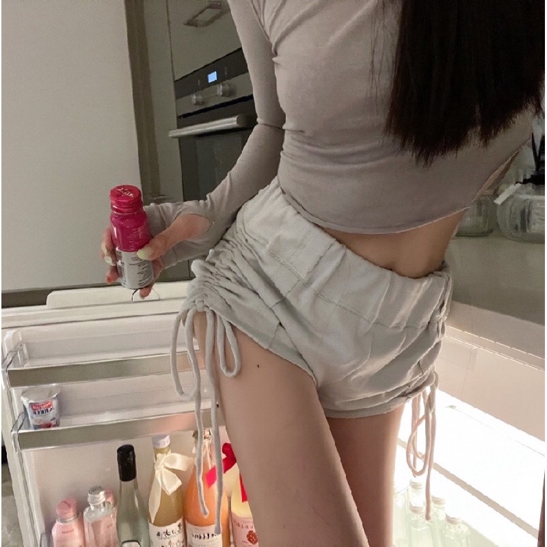 Quần short / đùi nữ Chun rút 2 bên cực Chất , Ngầu